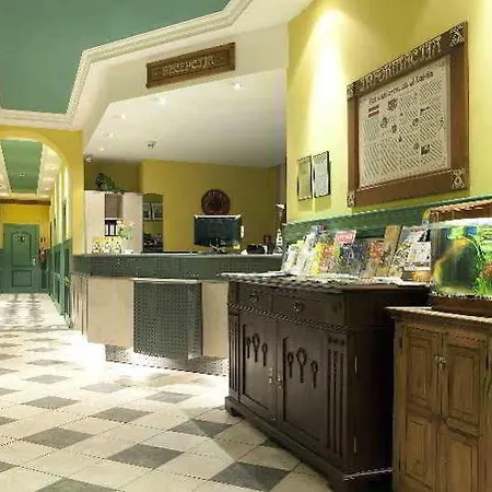 فندق Art Laine 3*