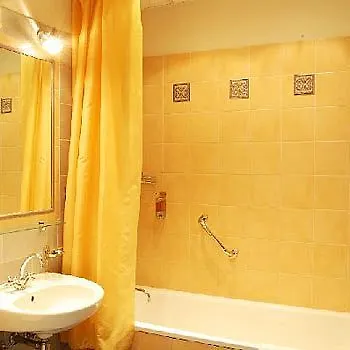 Hotel Art Laine 3*